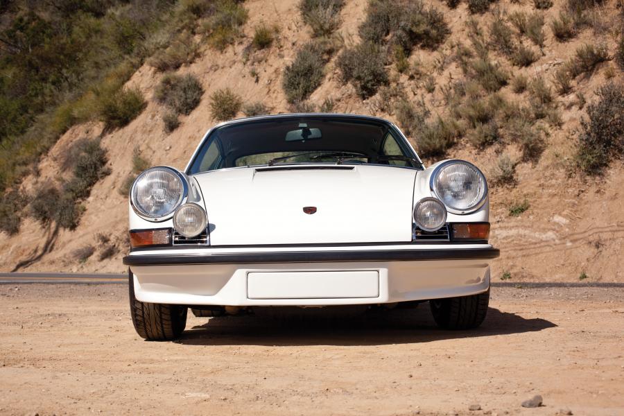  Porsche 911 Carrera RS Touring 1973 года  (фото 20 из 24)